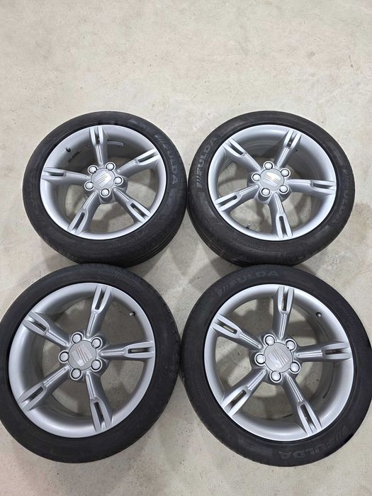 Jante 17 originale si 225 45 17 iarna  Seat Leon FR, Altea FR, VW Golf 5,6,7 Skoda Octavia Superb Audi A3 5x112 57.1