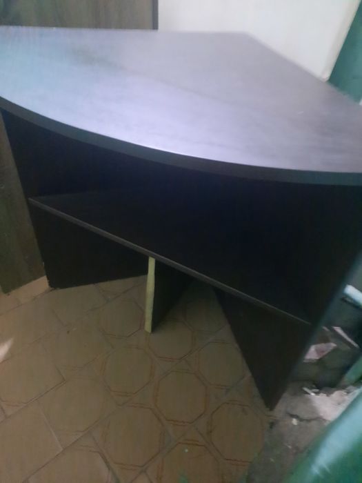 Продам подставку под Тв