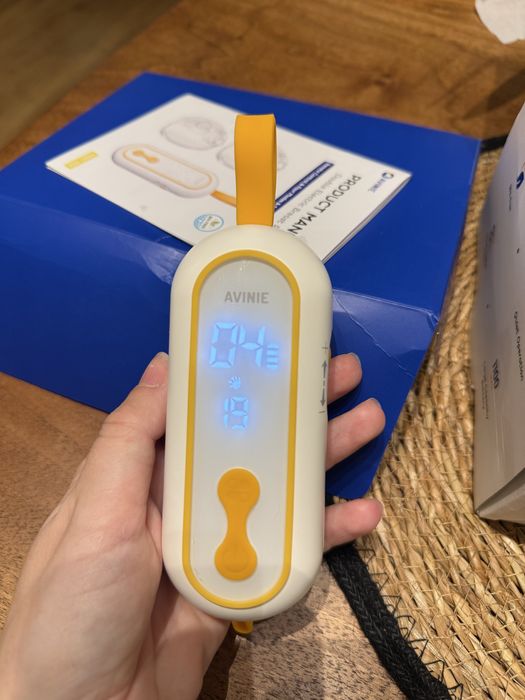 Hands free помпа за кърма