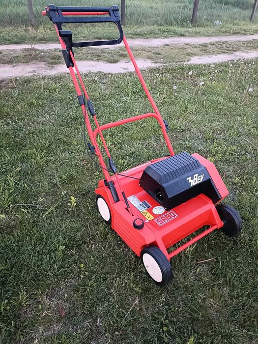 Sabo / gazon / iarba / scarificator