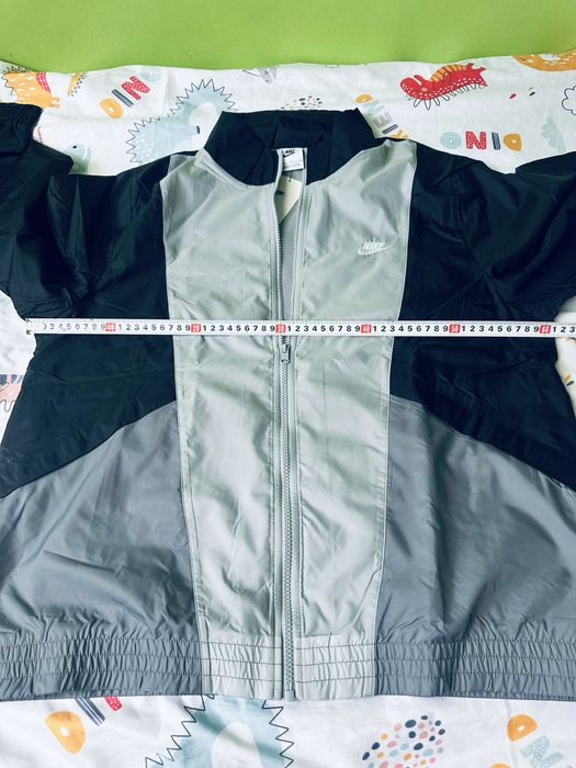 Nike - горнище на анцуг, яке