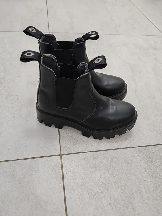 Vând ghete dama noi și purtate