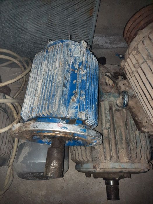 Matorlar sotiladi. 23 dona hammasi ishchi holatda narxi 3mlndan 5mlnga