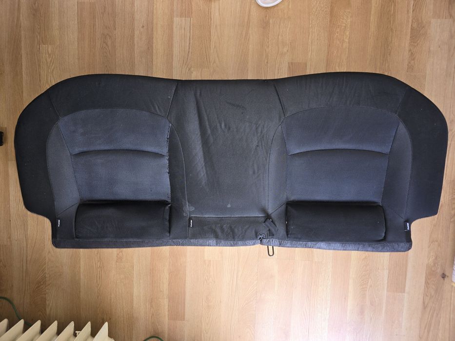 Bancheta canapea spate Nissan Qashqai fara tetiere