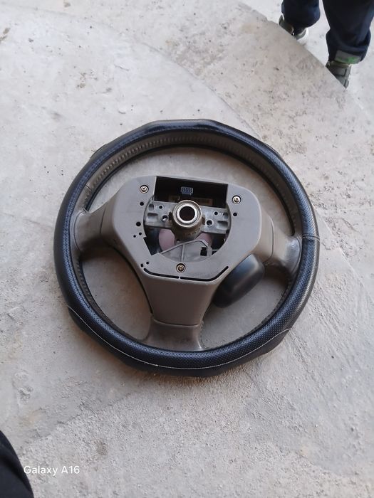 Руль на Toyota Windom 30