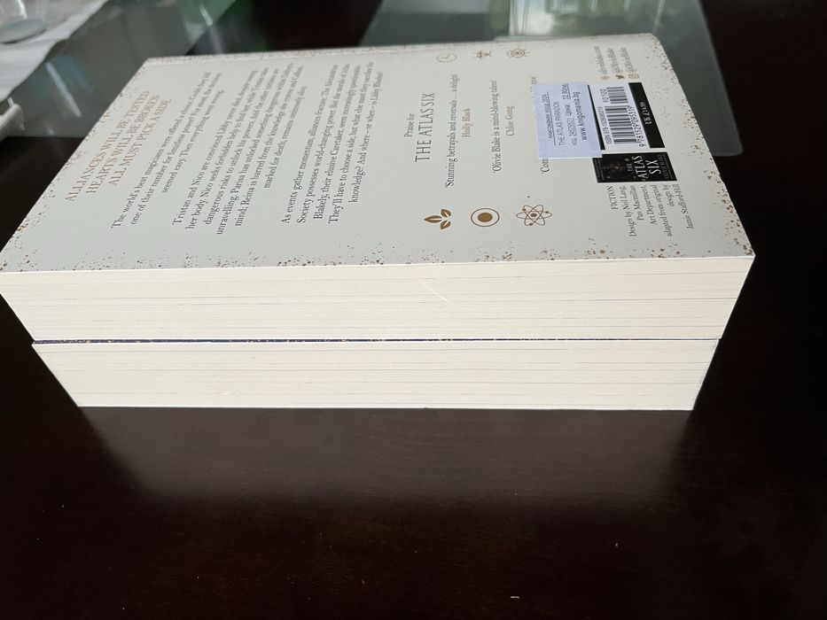 The atlas paradox + the atlas complex - чисто нови книги