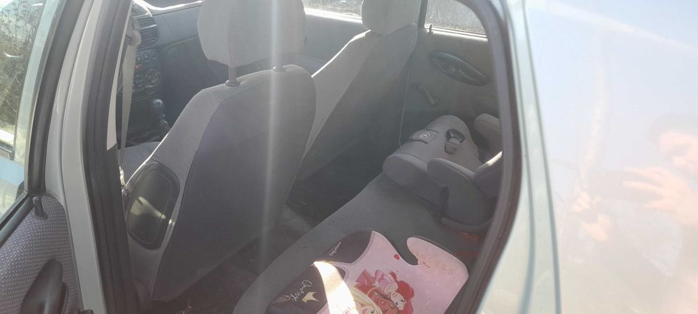 Vând Fiat Punto 188