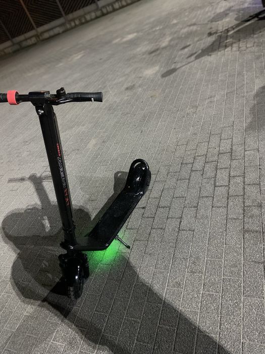 „ trotineta electrica Akai infyni pro-autonomie mare,stare foarte buna ”