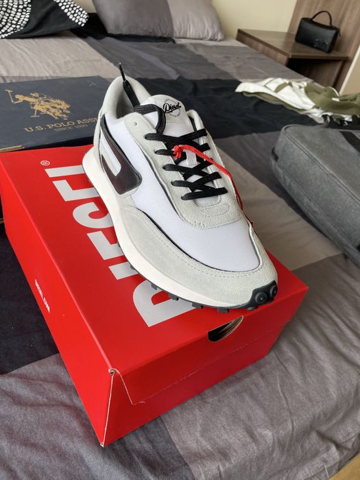 Diesel бели, marc O'polo червени