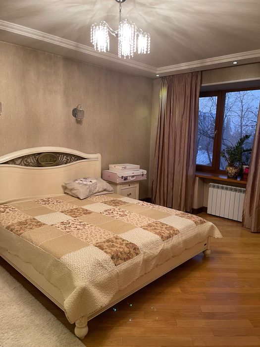 Мебель спальный гарнитур италия