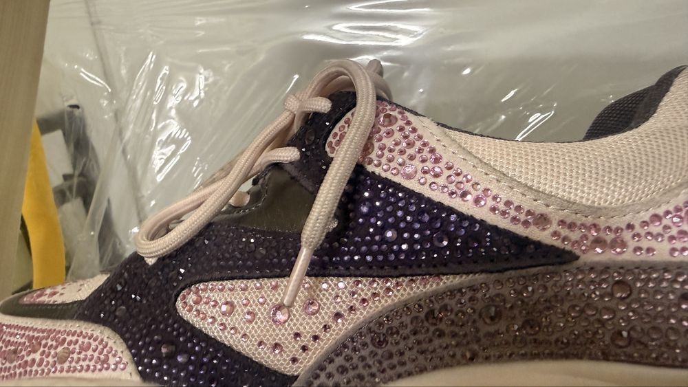 Обувки с камъни Steve Madden номер 40