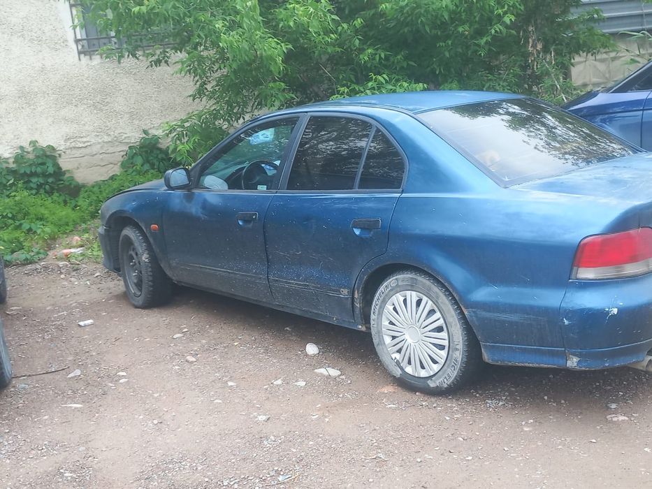 Mitsubishi Galant