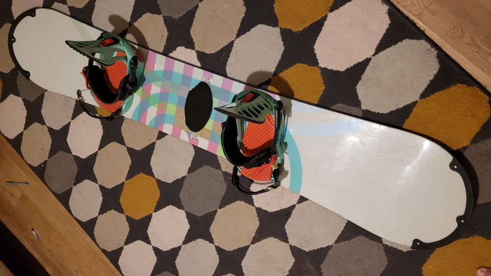 Placa snowboard Burton 153 cu legături k2