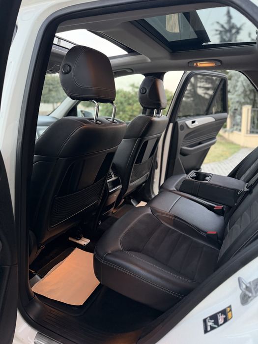Mercedes ML350 2013 258cp 4Matic AMG 3.5T carlig ! Top