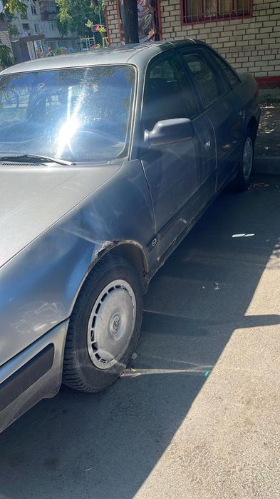 Ауди 100 С-4 .1991 года