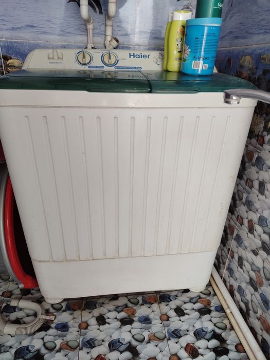 Kir moshina sotiladi