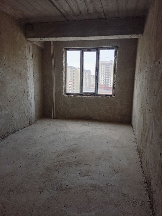 Квартира сотилади коробка кадастр бор