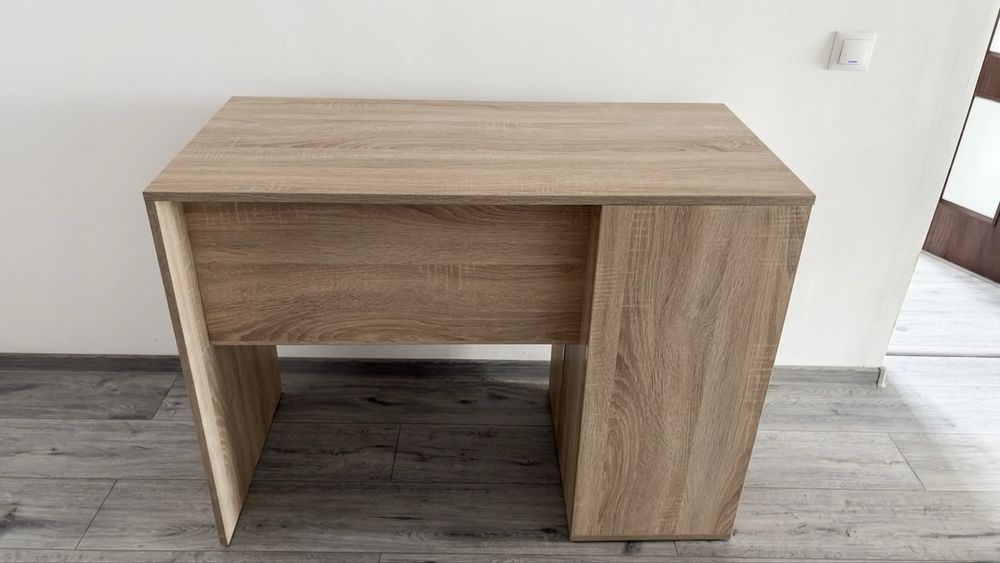 Birou modern din PAL, culoare bej deschis/lemn natur - ca nou