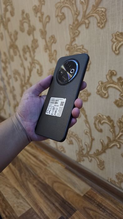 Tecno Spark 30c // sotiladi 256