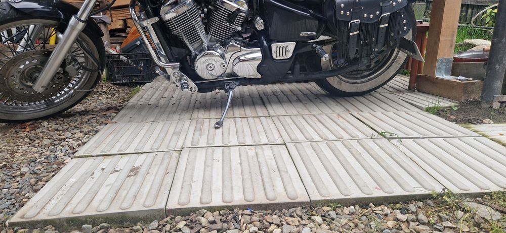 Honda shadow VLX600 2004