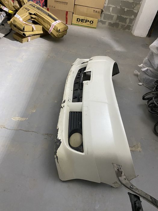 Передний бампер Alphard 10 до рест