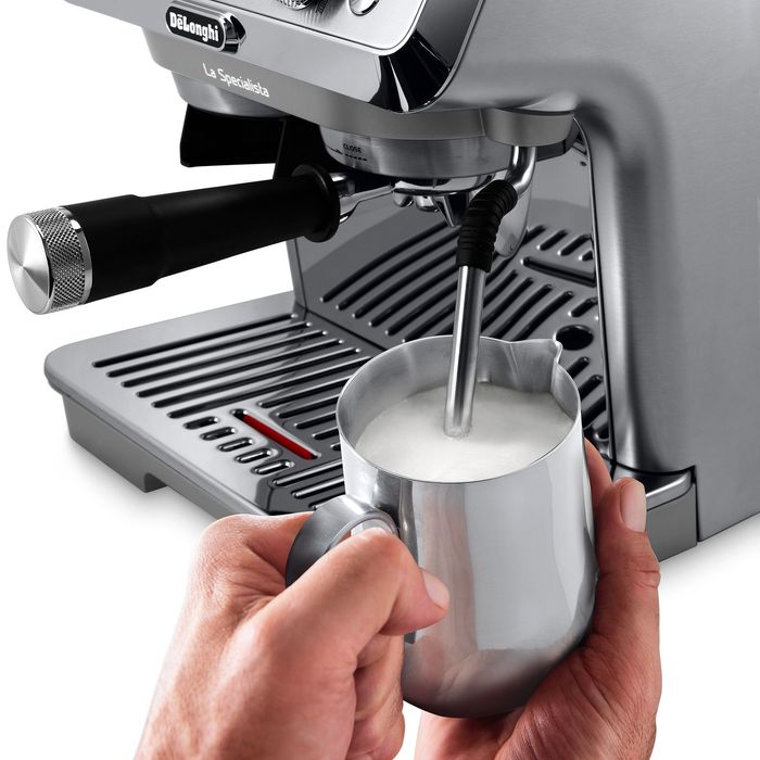 Кафеавтомат Delonghi La Specialista Arte 15 бара 1400w