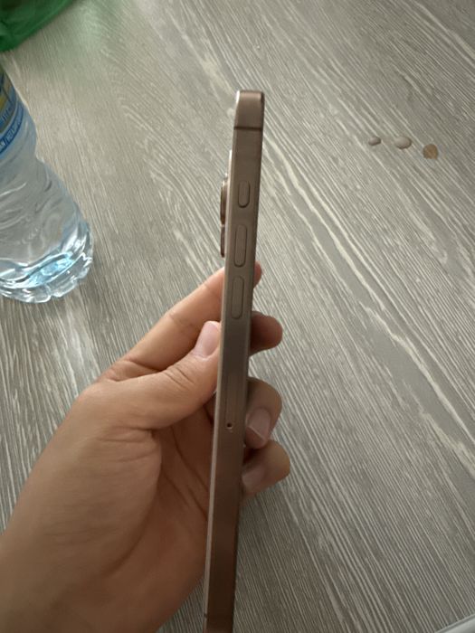 Iphone 16 pro max b/u ozimniki