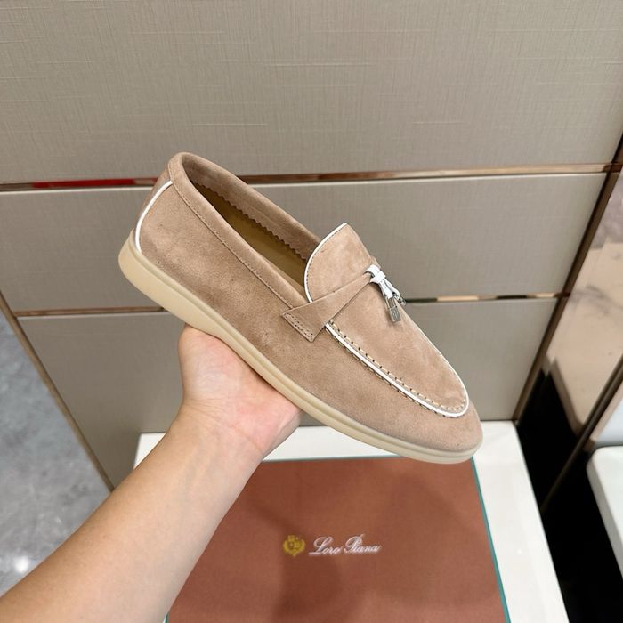 Loro Piana Summer Walk !