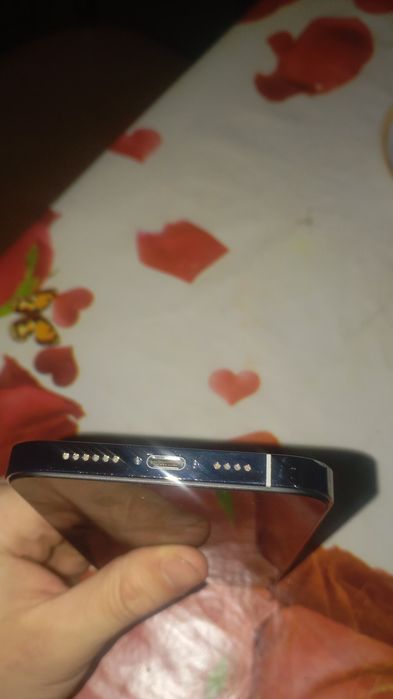 iPhone 13 Pro Max 128 GB Silver – display defect (pentru reparație)