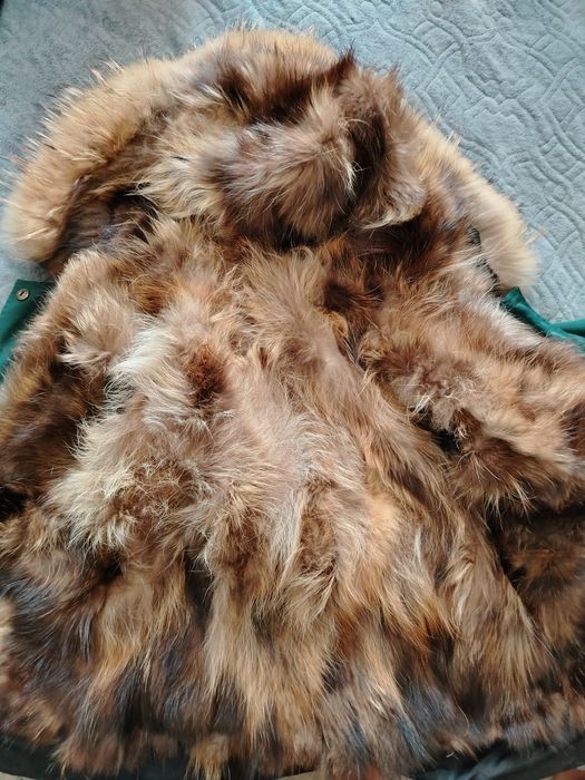 Продам парку для девочки