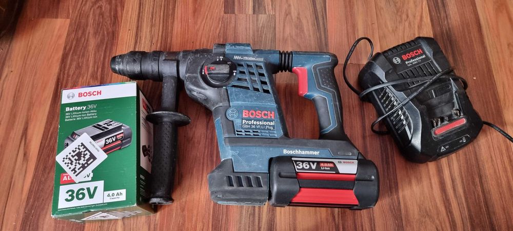 Vand masina gaurit Bosch profesional 36v