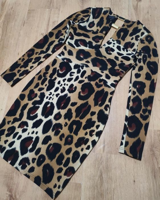 Rochie Kardashian Kollection mărimea M