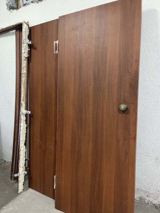 прадаяотся межкомнатной двери бу