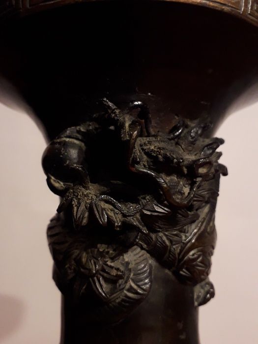 Vase Asiatice din Bronz – Vechi si Rare Piese Japoneze