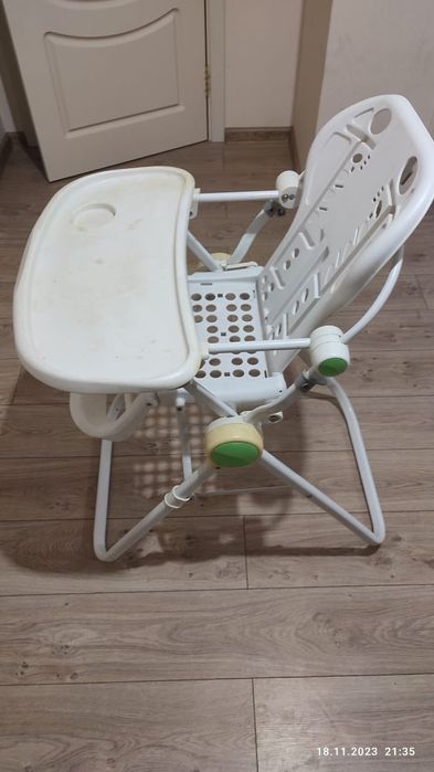 Стульчик для кормления