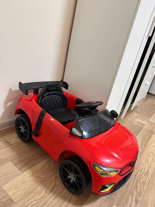 Детская машинка