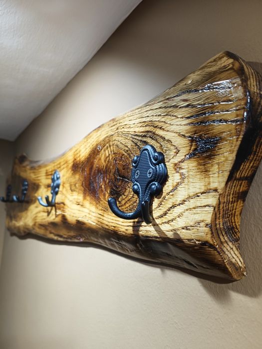 cuier lemn masiv, cireș, stejar, nuc