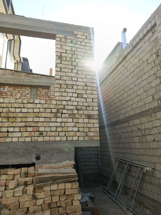 Dom sotiladi 2 etaj duplex