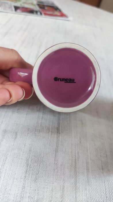 Порцеланов комплект 2 малки  чашки с купичка