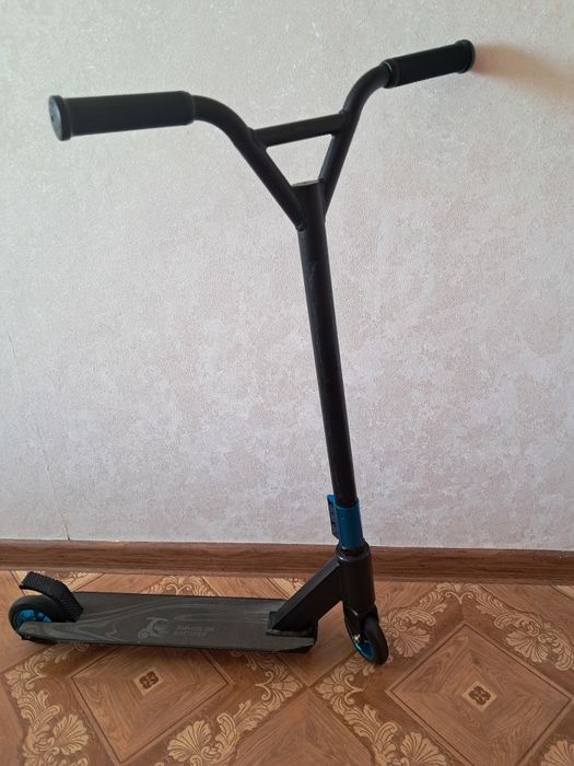 Продам самокат..