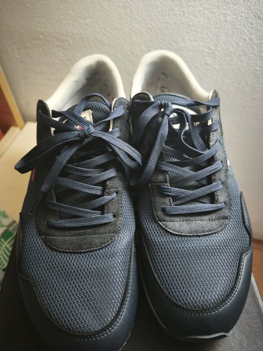 Tommy Hilfiger обувки 44 номер