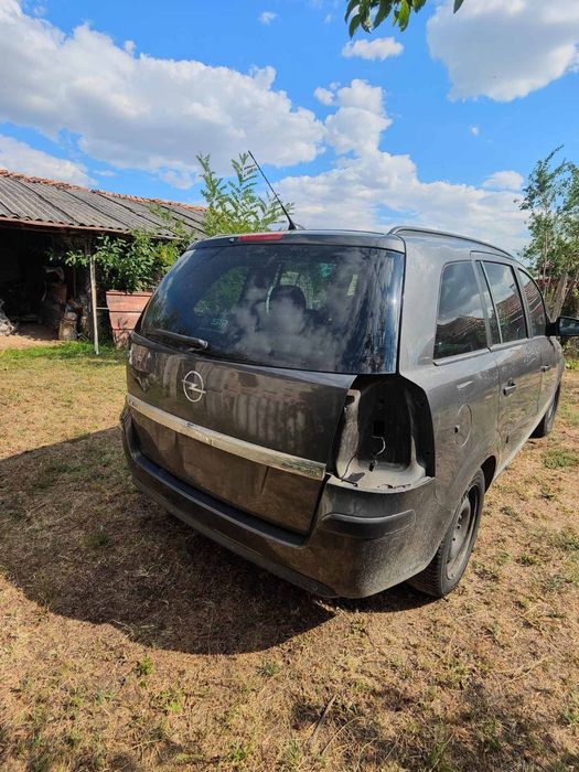 Opel Zafira B 1.7cdti 2010г на части