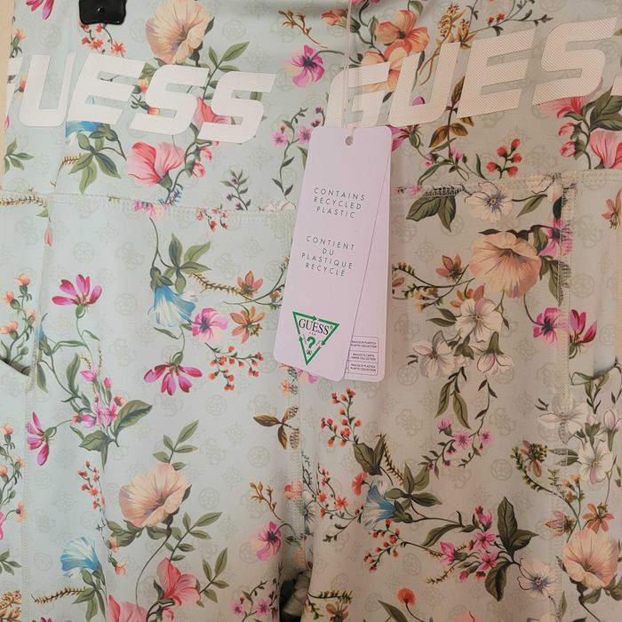 Guess Уникален клин нов,с етикети