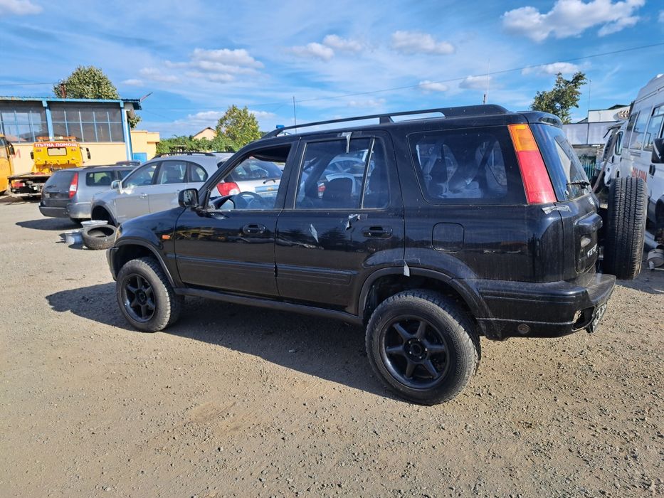 Хонда ЦРВ 2.0 бензин на части !