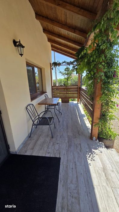 Casa moderna, independenta energetic, in mijlocul naturii – Sai, jud