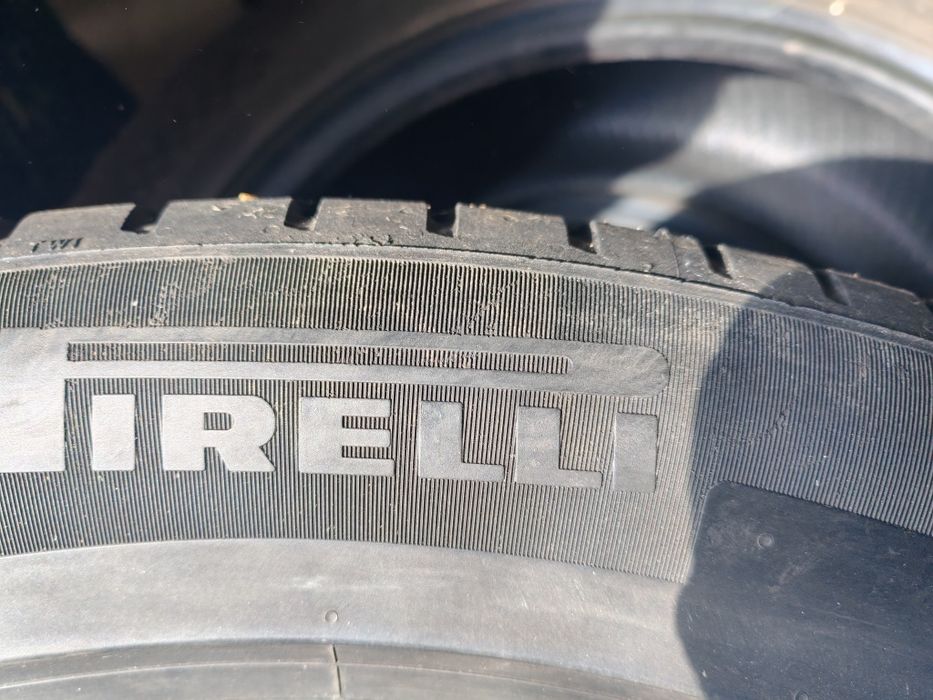 245 50 19,2buc  vara Pirelli Cinturato, P7