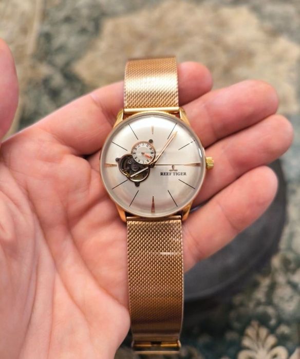 Наручные часы Reef Tiger. Новые.