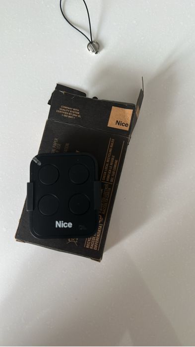 Продам пульт от шлагбаума , новый