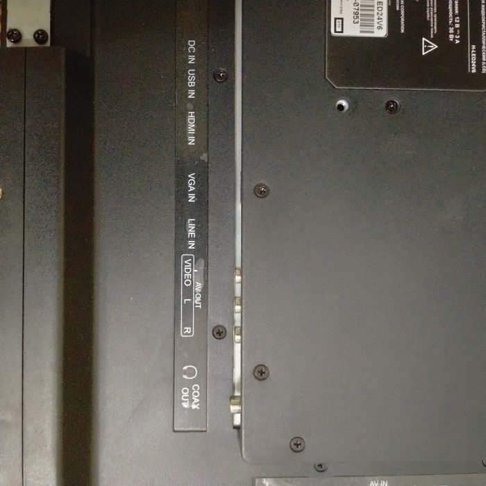 Продам новый телевизор Хундай. Диоганаль 65см