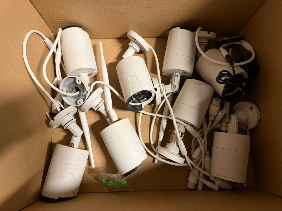 Sistem supraveghiere 8 camere cu DVR 8 canale SAFER + monitor